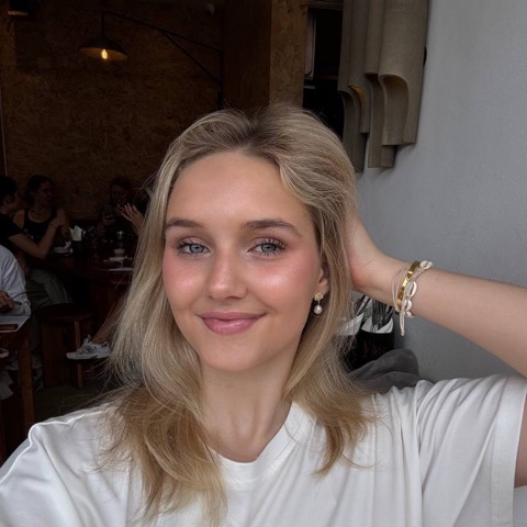 Nadezhda Semenova, author of the eSIM World guides